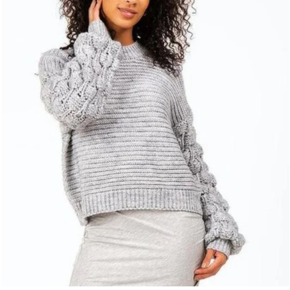 Harper Heritage Bubble Puff Sleeve Light Gray Textured Sweater